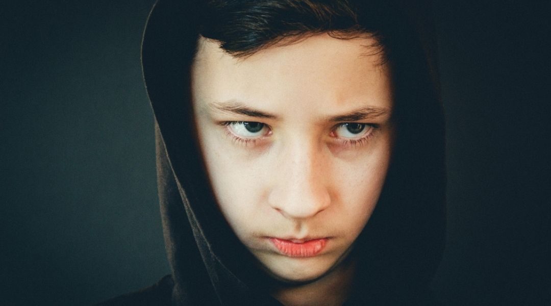 Adolescencia, redes sociales y el peligro de los discursos de odio